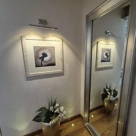 Luxury In The Center Of Alba!! Apartment *