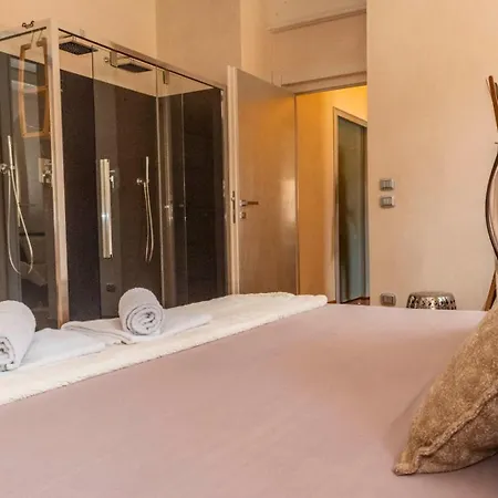 Luxury In The Center Of Alba!! Apartment Alba (Piedmont)