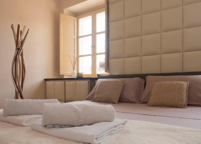 Luxury In The Center Of Alba!! *